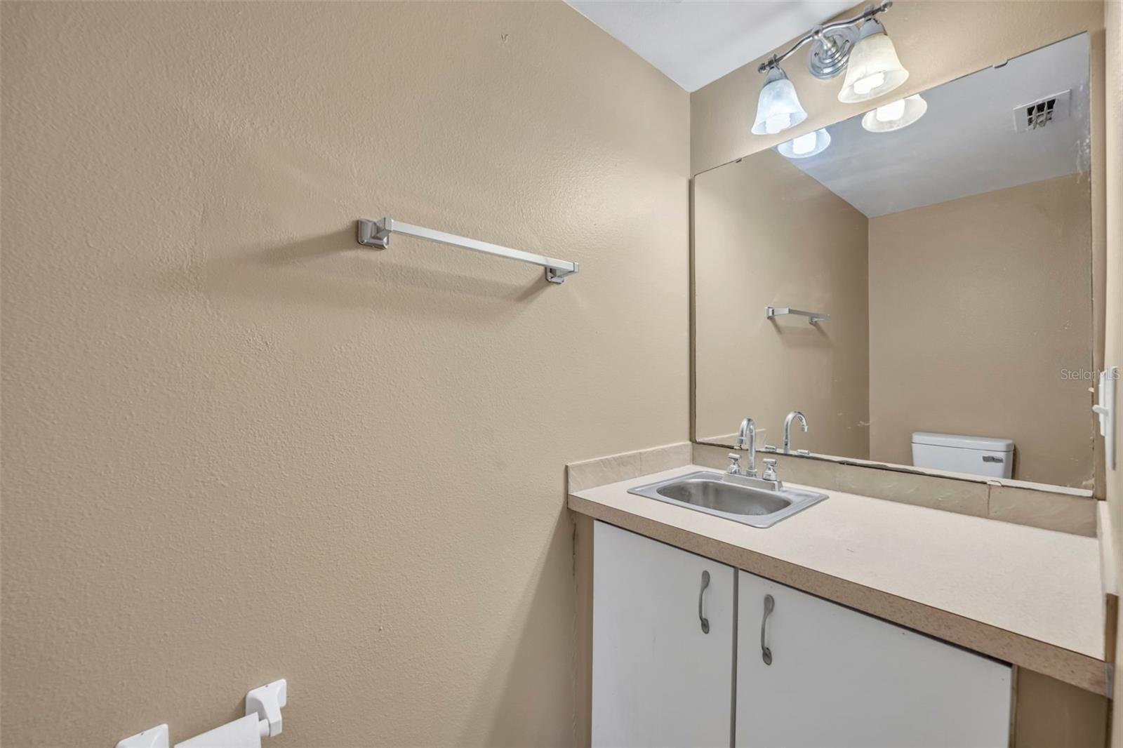 204 CANTERBURY CT, KISSIMMEE, FL, 34758