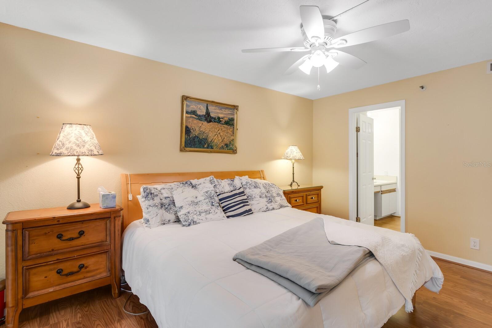 3211 W SWANN AVE #204, TAMPA, FL, 33609