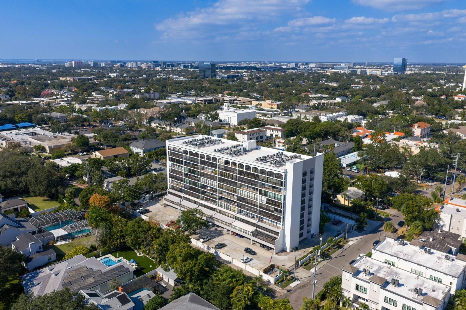 3211 W SWANN AVE #204, TAMPA, FL, 33609