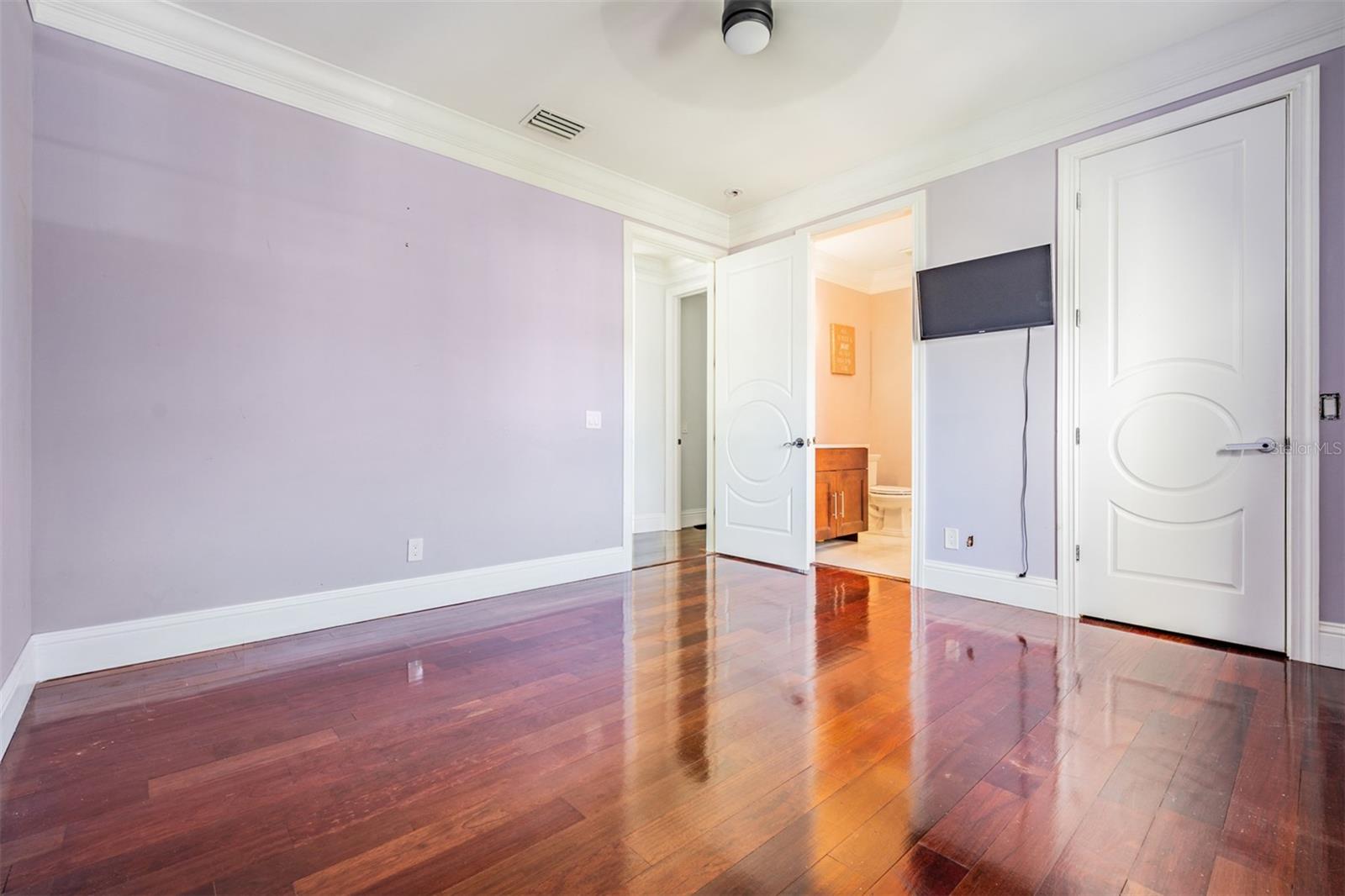 420 S ROYAL POINCIANA DR, TAMPA, FL, 33609