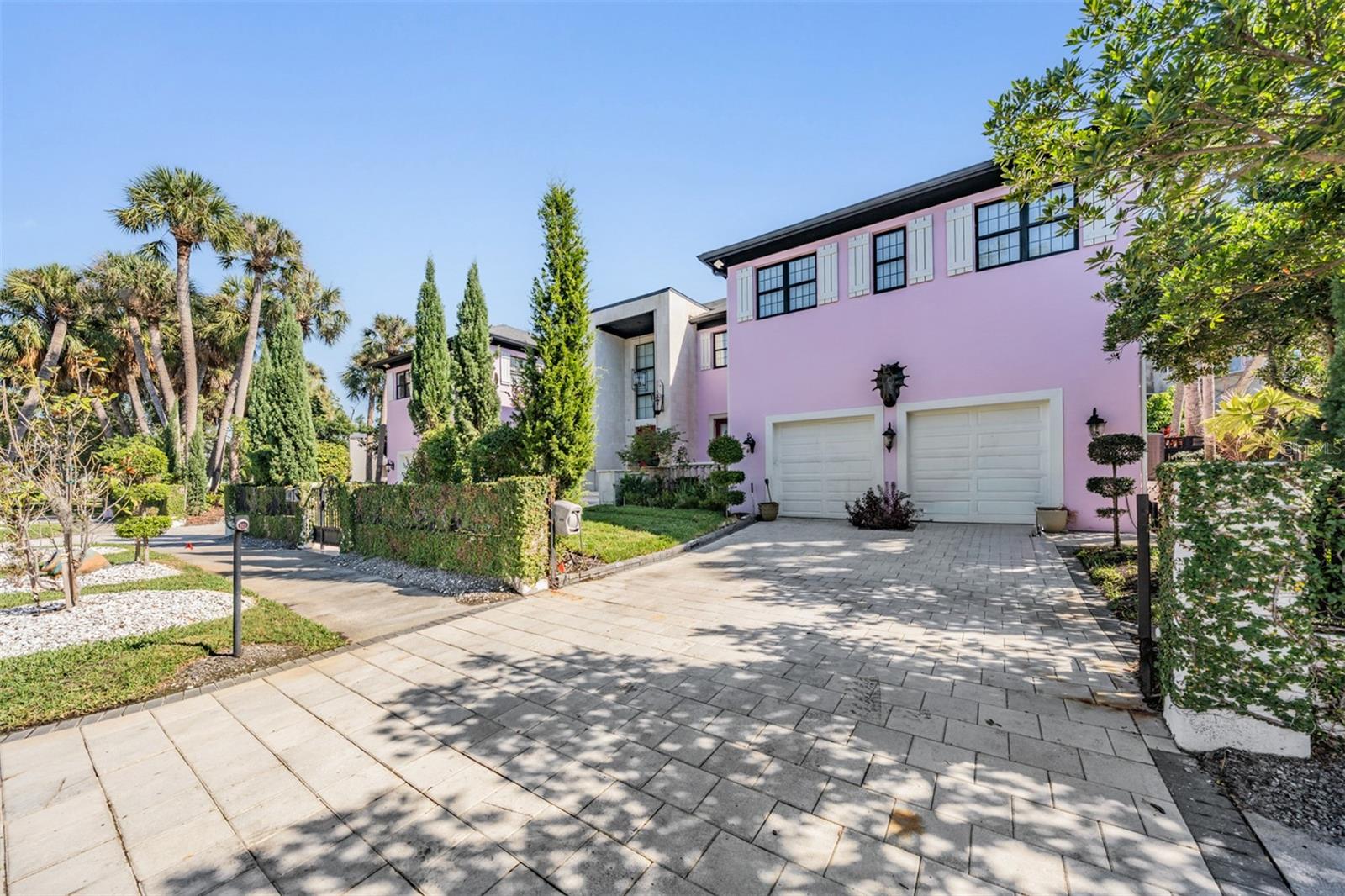 420 S ROYAL POINCIANA DR, TAMPA, FL, 33609