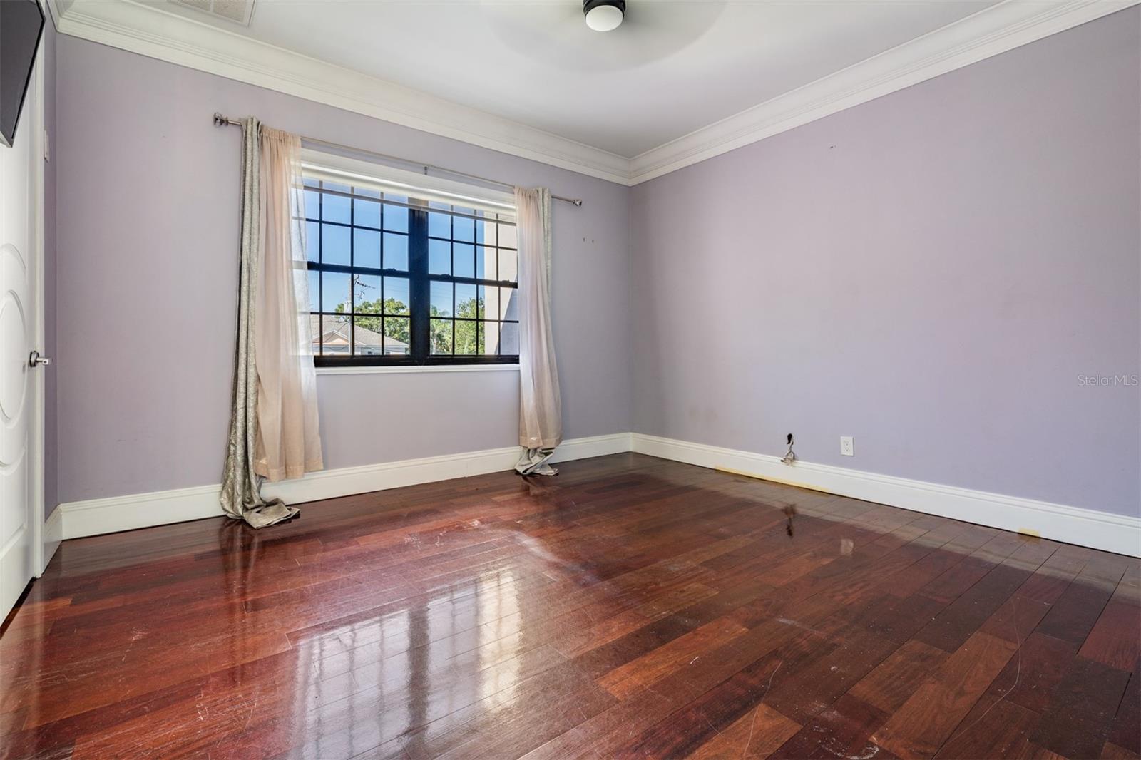 420 S ROYAL POINCIANA DR, TAMPA, FL, 33609