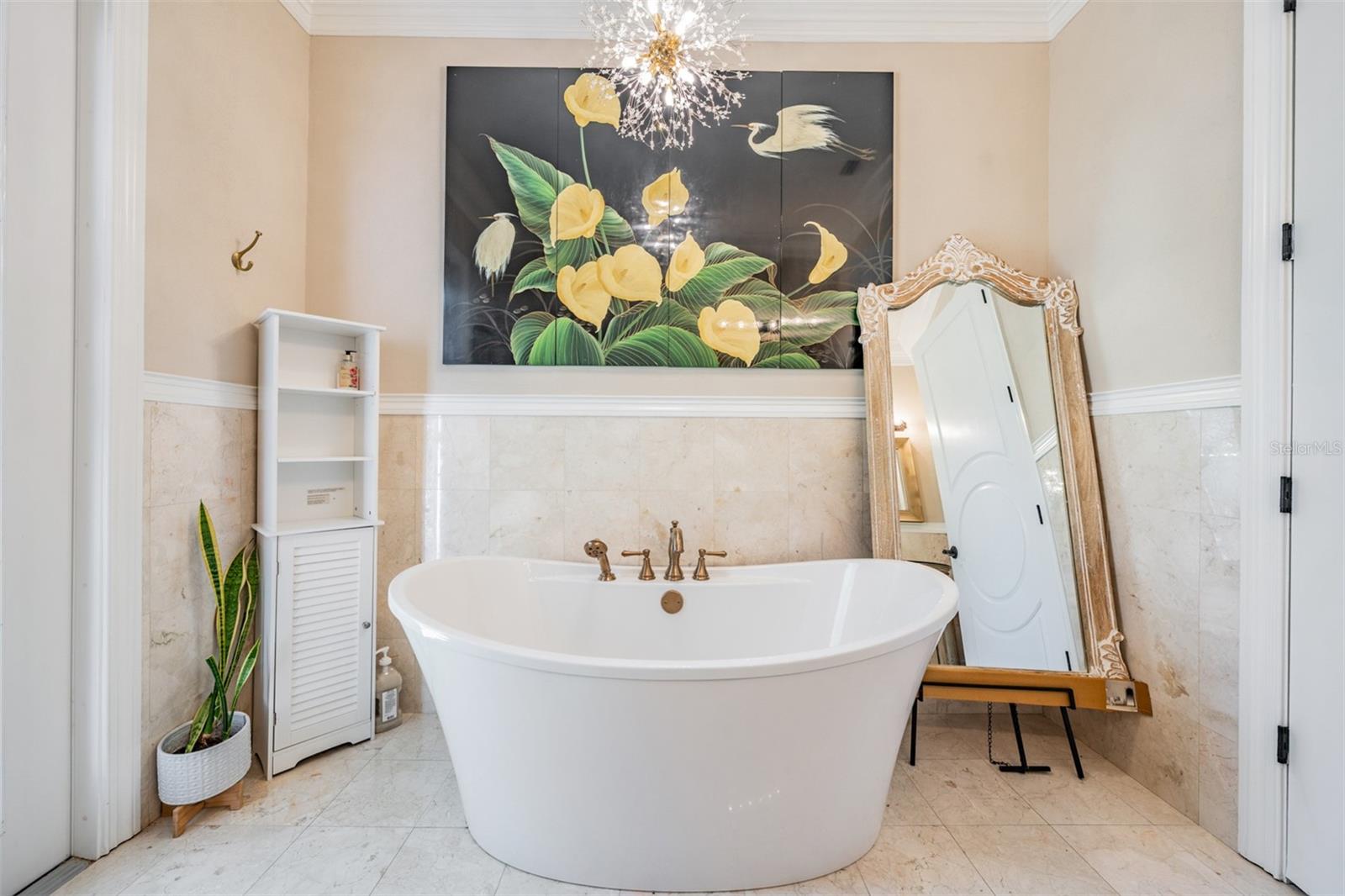 420 S ROYAL POINCIANA DR, TAMPA, FL, 33609