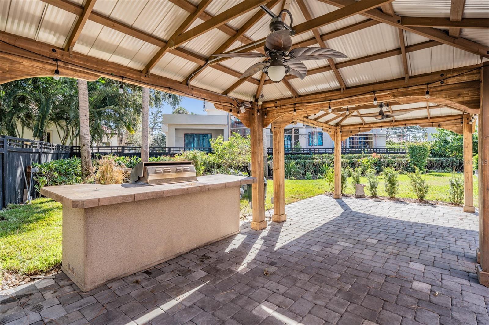 420 S ROYAL POINCIANA DR, TAMPA, FL, 33609