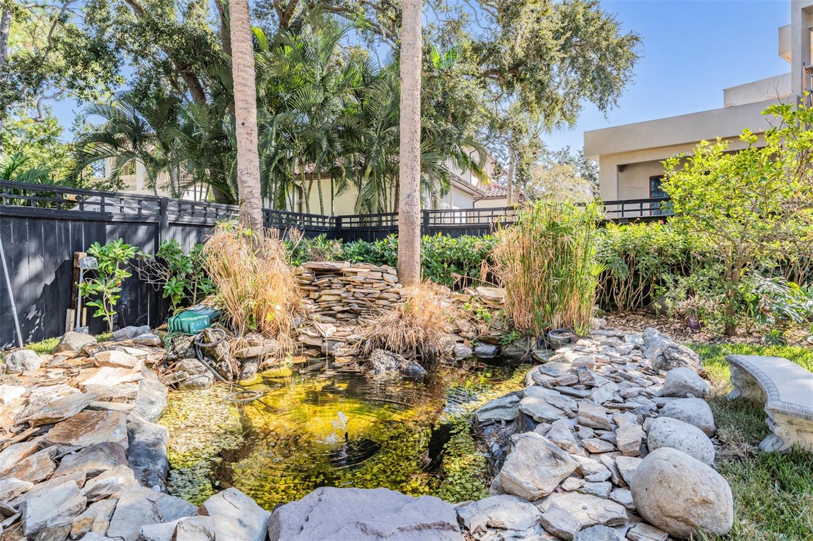 420 S ROYAL POINCIANA DR, TAMPA, FL, 33609