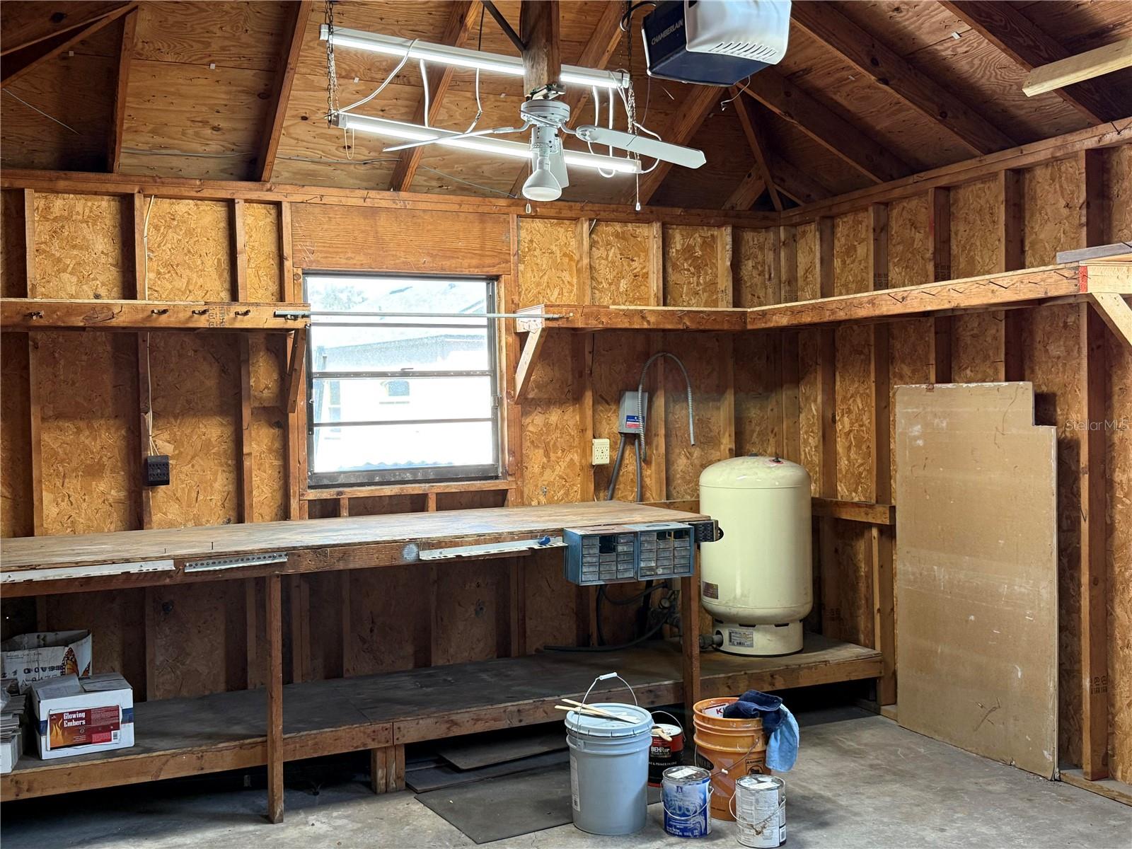 35019 DOLPHIN LAKE DR, ZEPHYRHILLS, FL, 33541