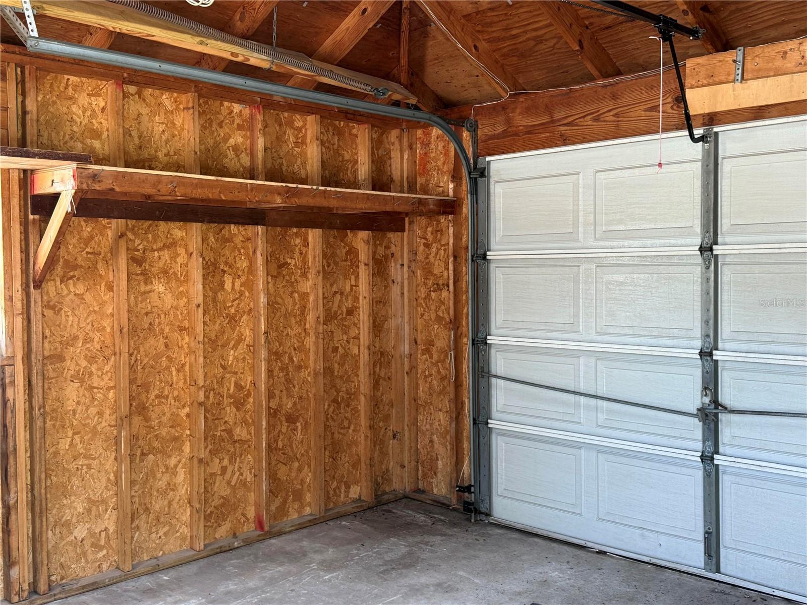 35019 DOLPHIN LAKE DR, ZEPHYRHILLS, FL, 33541