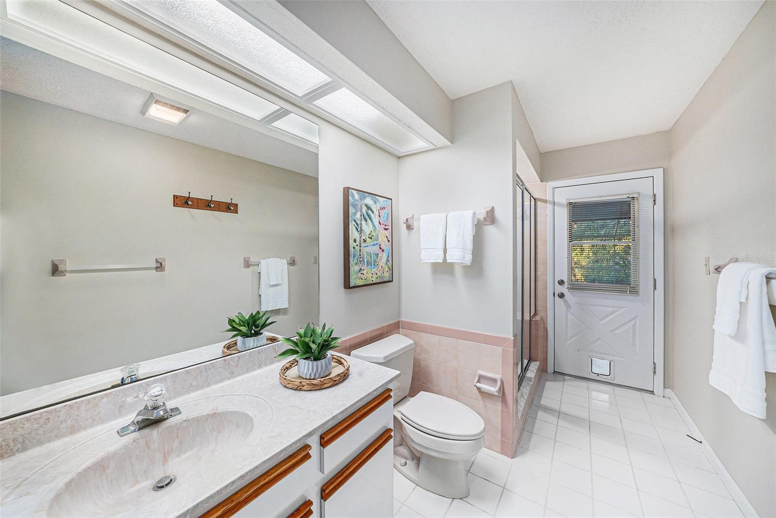 35019 DOLPHIN LAKE DR, ZEPHYRHILLS, FL, 33541