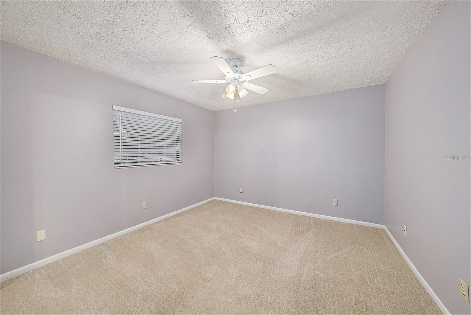 35019 DOLPHIN LAKE DR, ZEPHYRHILLS, FL, 33541