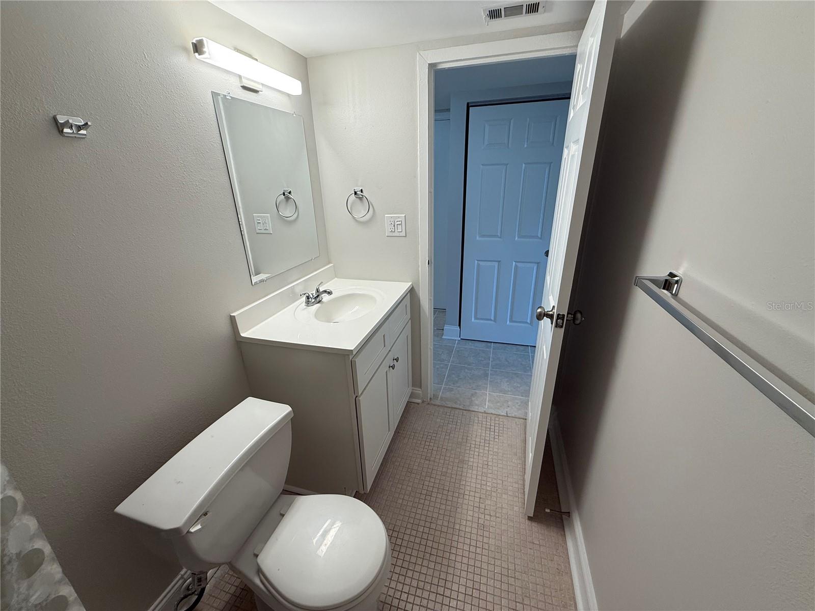 TB8449817 Property Photo