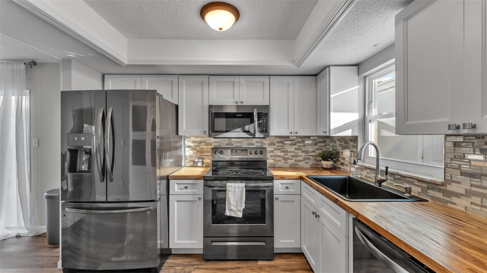 730 BARBER CIR, LAKELAND, FL, 33803