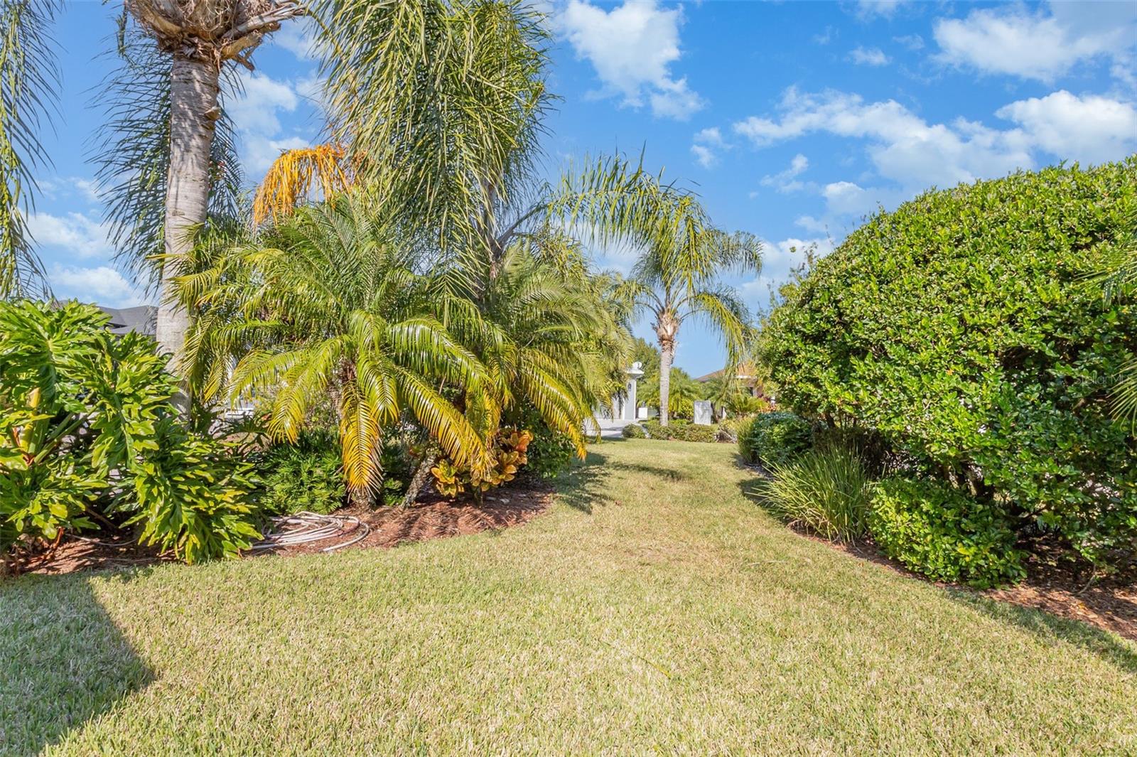 751 MEANDERING WAY, POLK CITY, FL, 33868