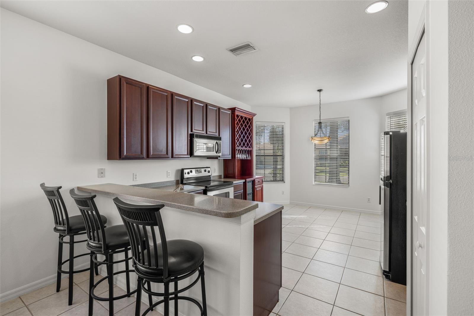 5808 HIDDEN FALLS LANE, APOLLO BEACH, FL, 33572