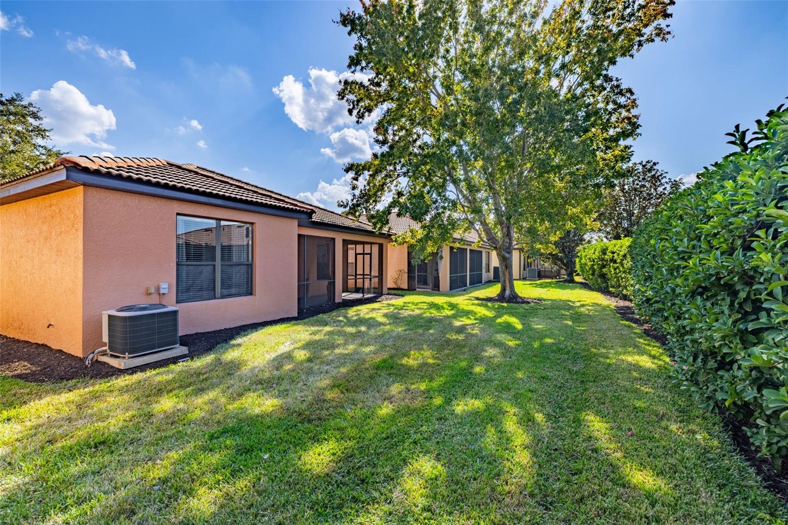 5808 HIDDEN FALLS LANE, APOLLO BEACH, FL, 33572