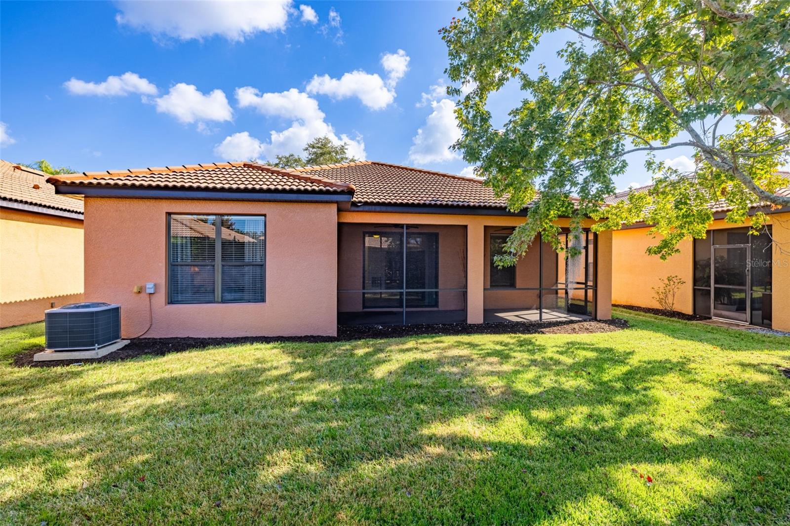 5808 HIDDEN FALLS LANE, APOLLO BEACH, FL, 33572