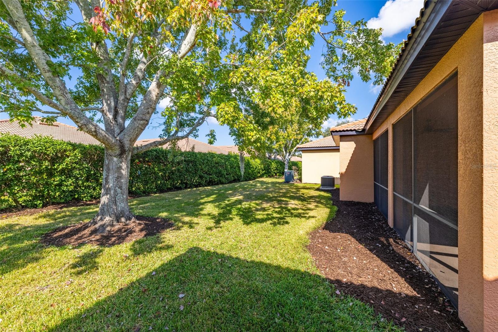 5808 HIDDEN FALLS LANE, APOLLO BEACH, FL, 33572