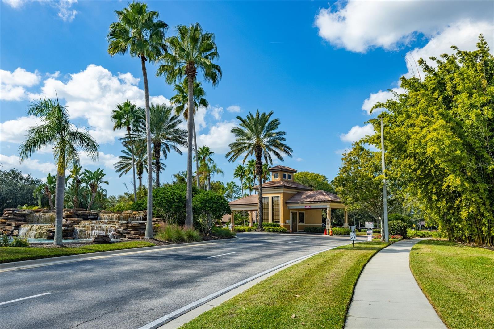 5808 HIDDEN FALLS LANE, APOLLO BEACH, FL, 33572