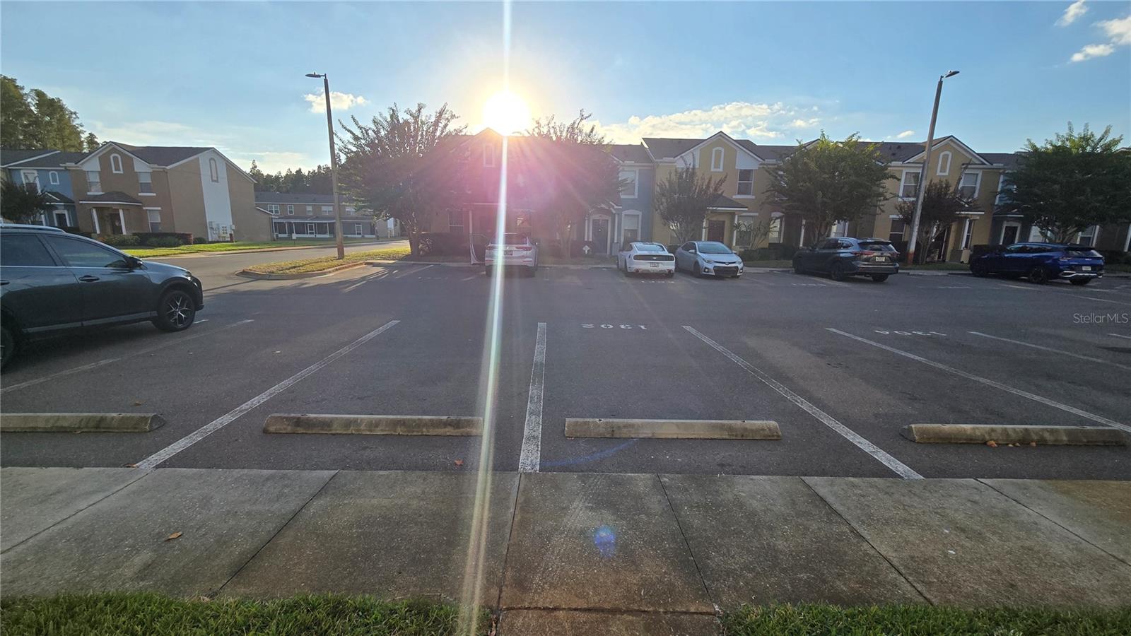 1302 DENMAN CT, WESLEY CHAPEL, FL, 33543