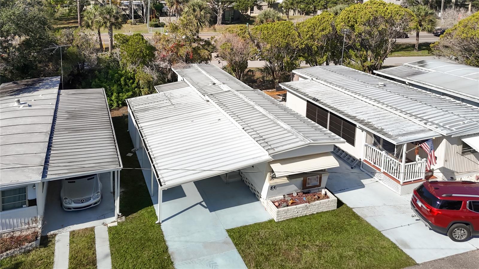 TB8449832 Property Photo