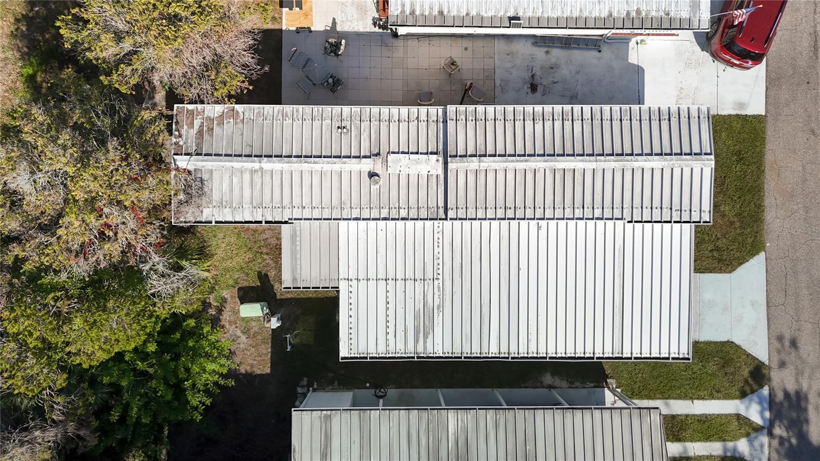 TB8449832 Property Photo