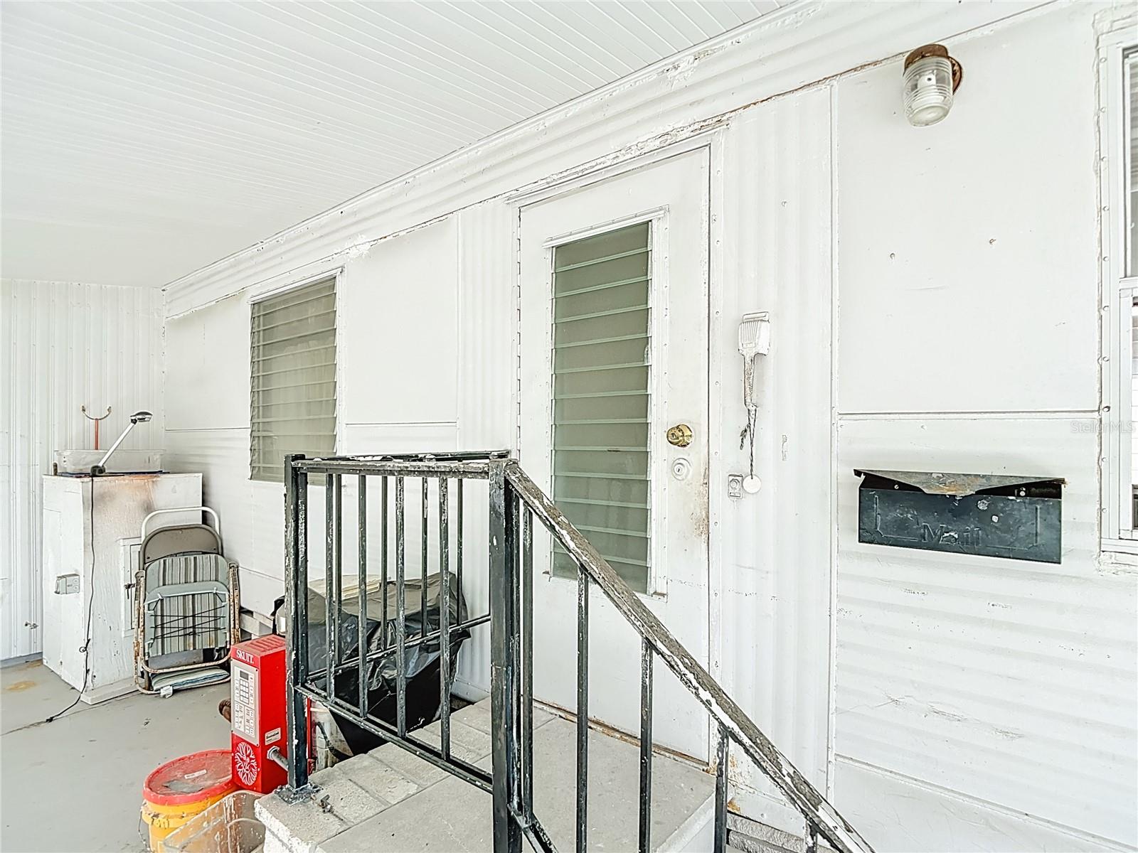 TB8449832 Property Photo