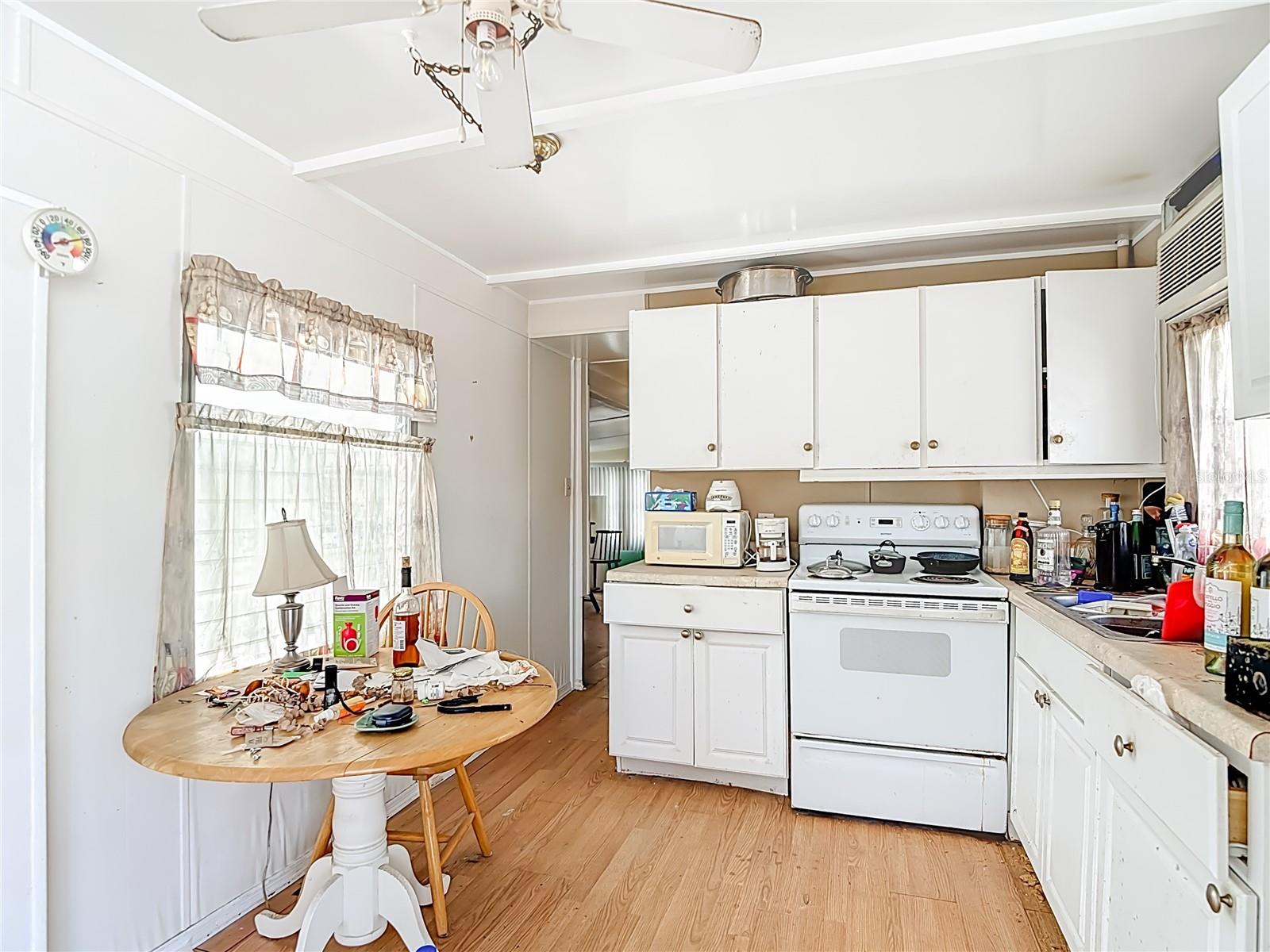 TB8449832 Property Photo