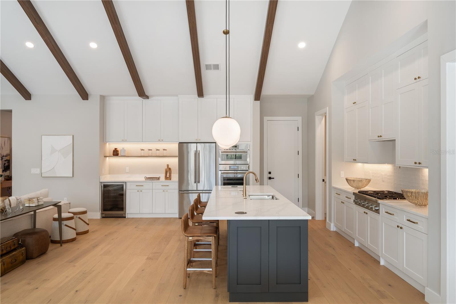 1830 PARK LAKE ST, ORLANDO, FL, 32803