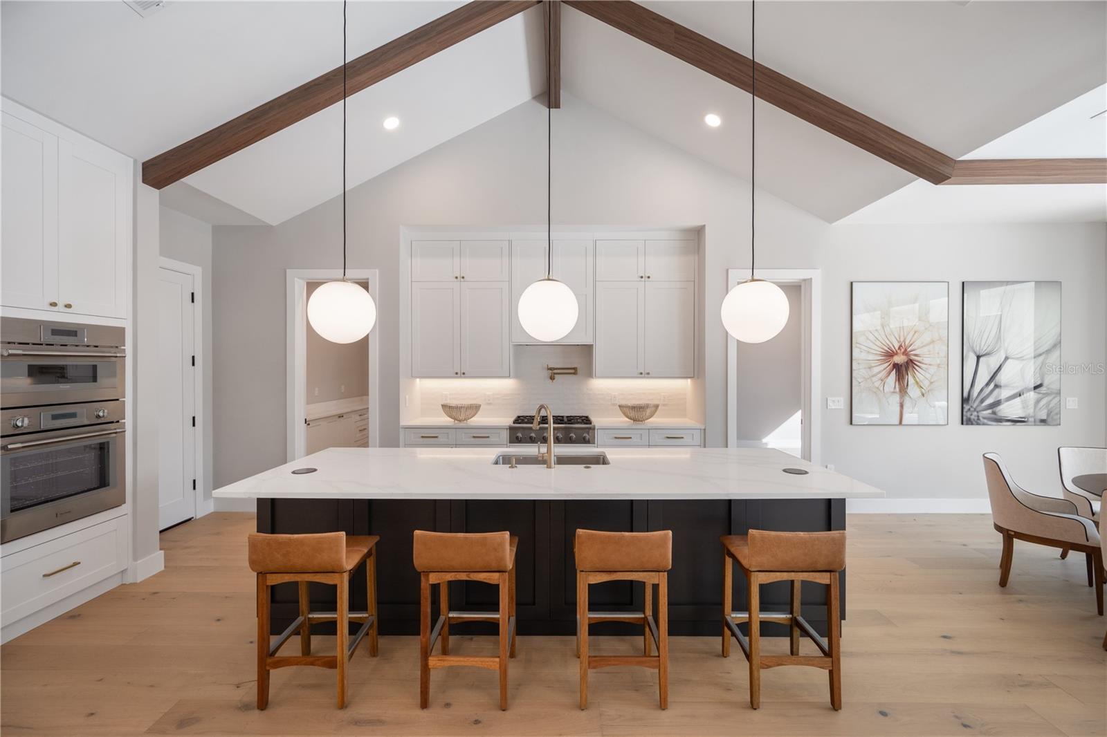 1830 PARK LAKE ST, ORLANDO, FL, 32803