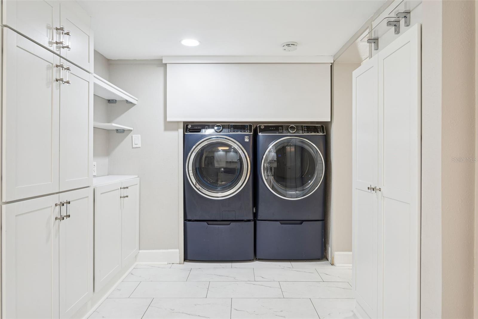 laundry area off kitchen