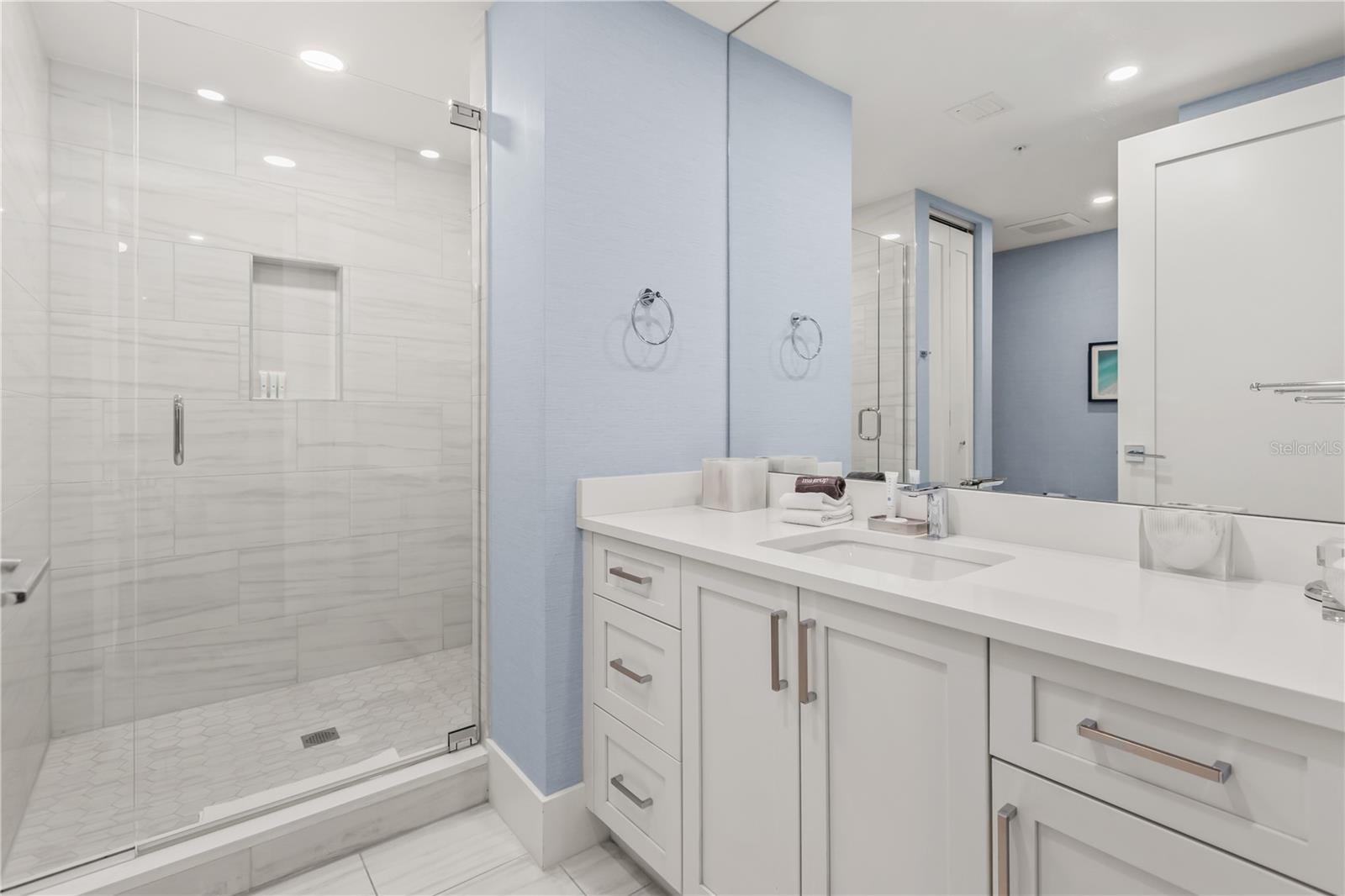 A4672742 Property Photo