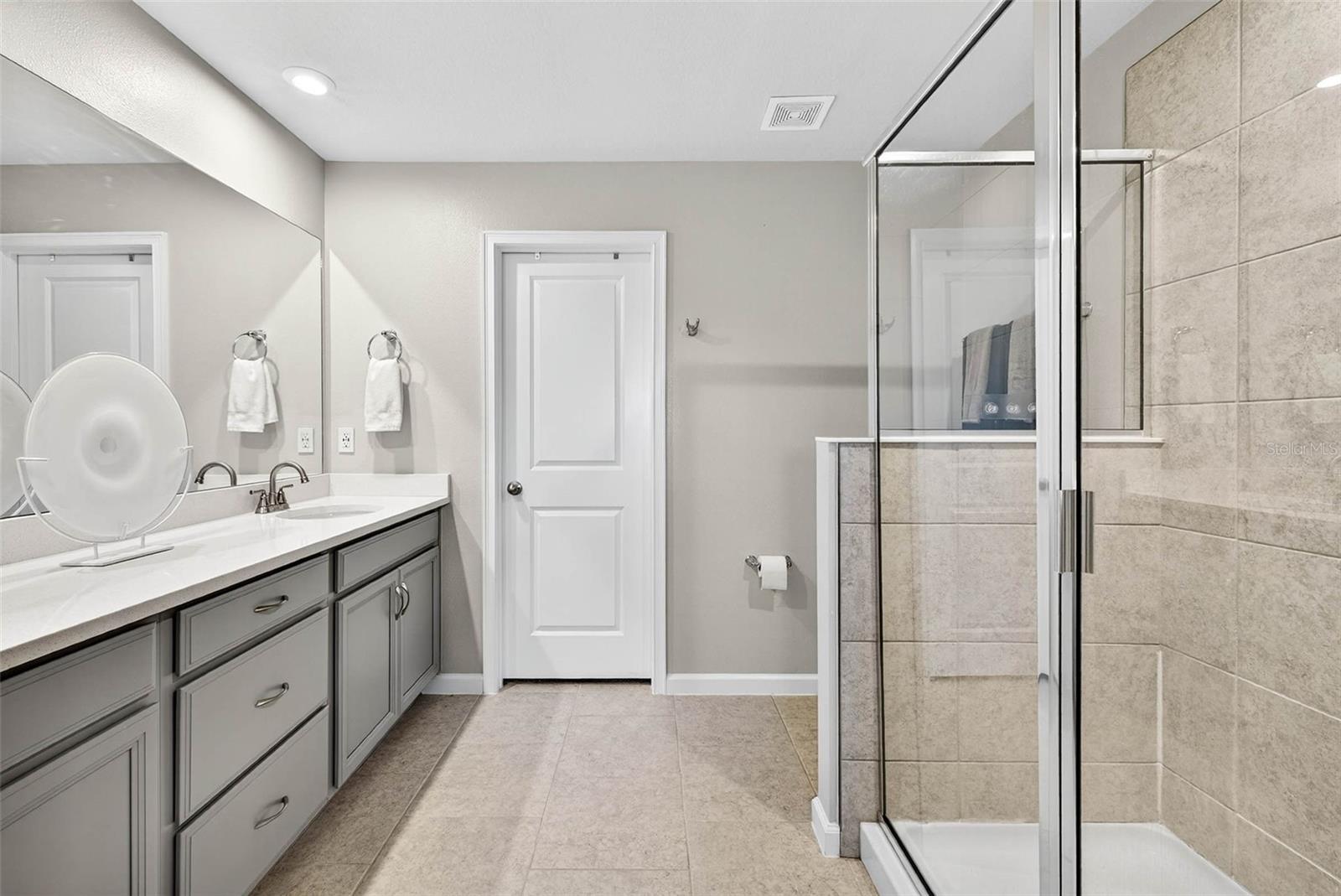 25993 WOVEN WICKER BND, LUTZ, FL, 33559