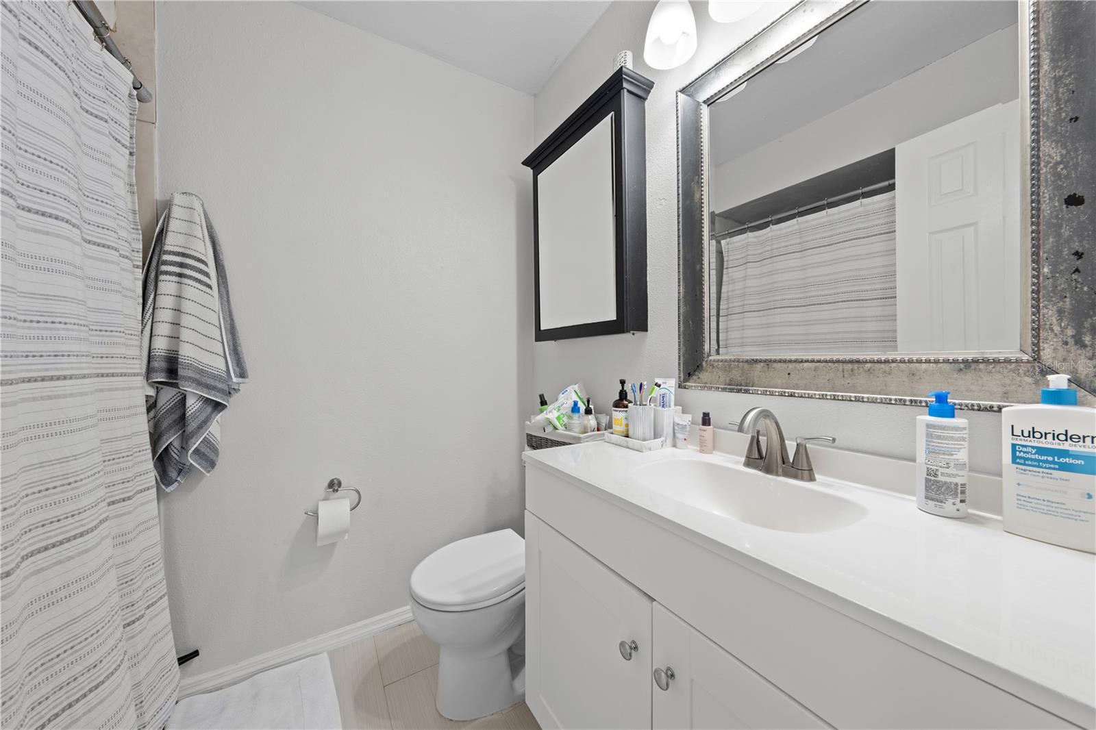 8 WOOD ST, OVIEDO, FL, 32765