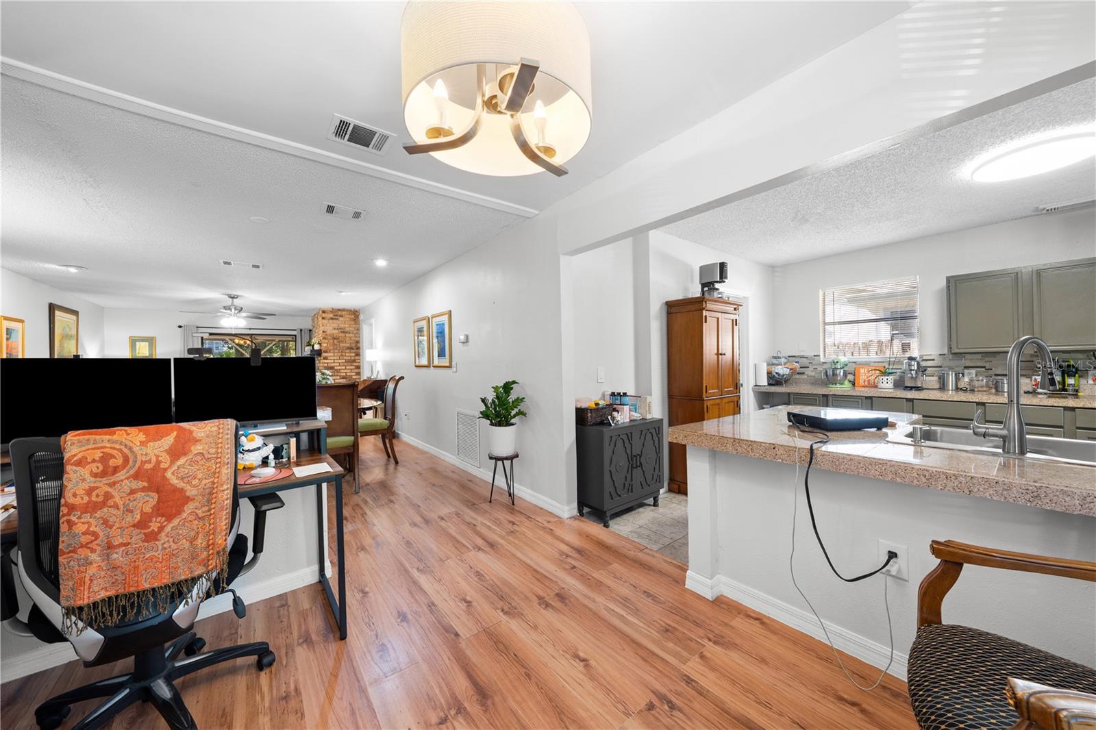 8 WOOD ST, OVIEDO, FL, 32765