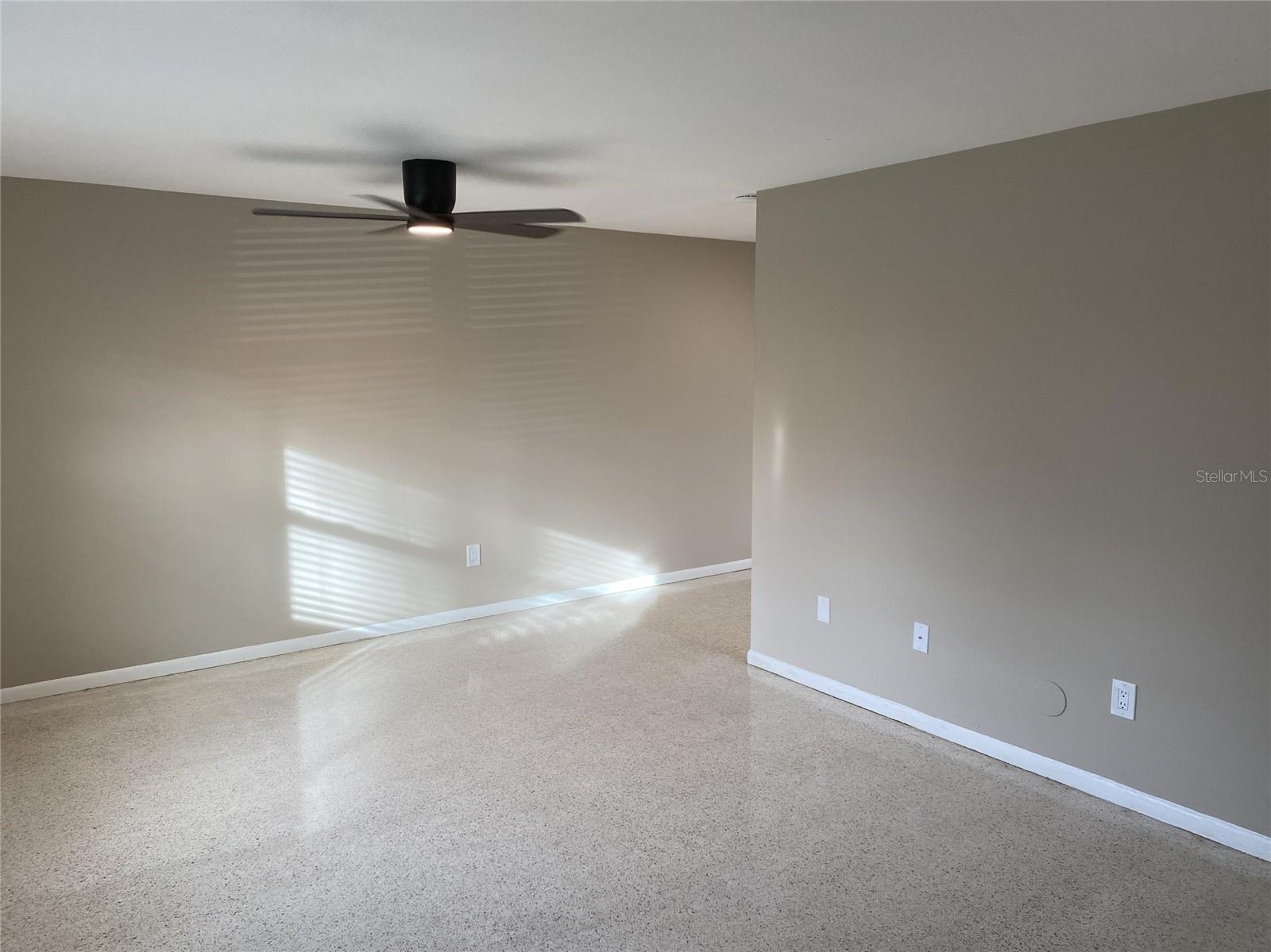 5333 OLIVE AVE, SARASOTA, FL, 34231