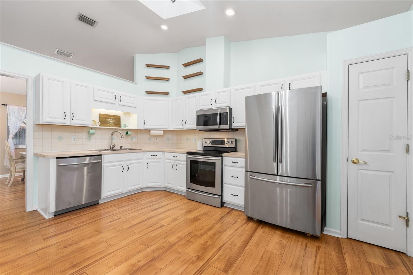 420 NW 94TH WAY, GAINESVILLE, FL, 32607