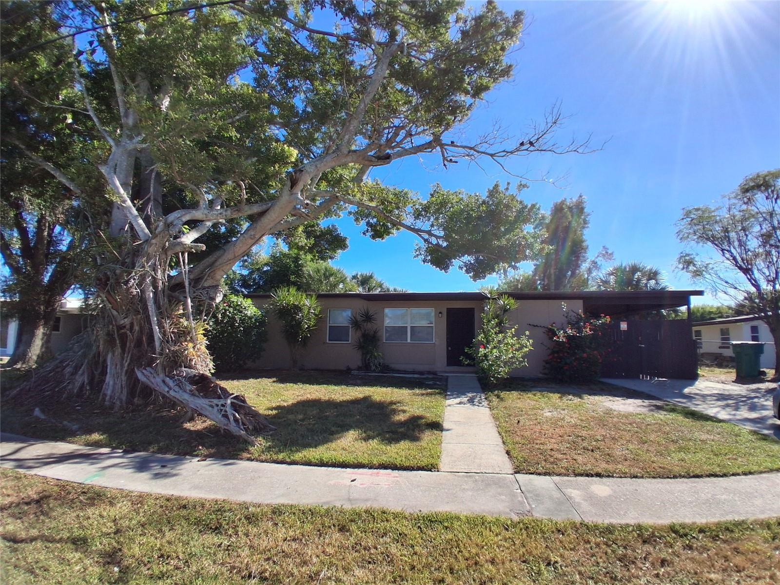 21995 CATHERINE AVE, PORT CHARLOTTE, FL, 33952