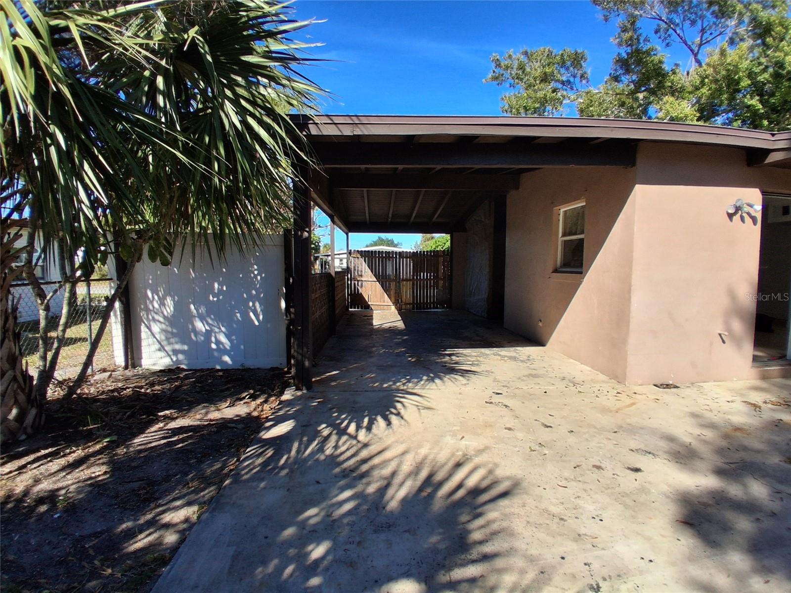 21995 CATHERINE AVE, PORT CHARLOTTE, FL, 33952