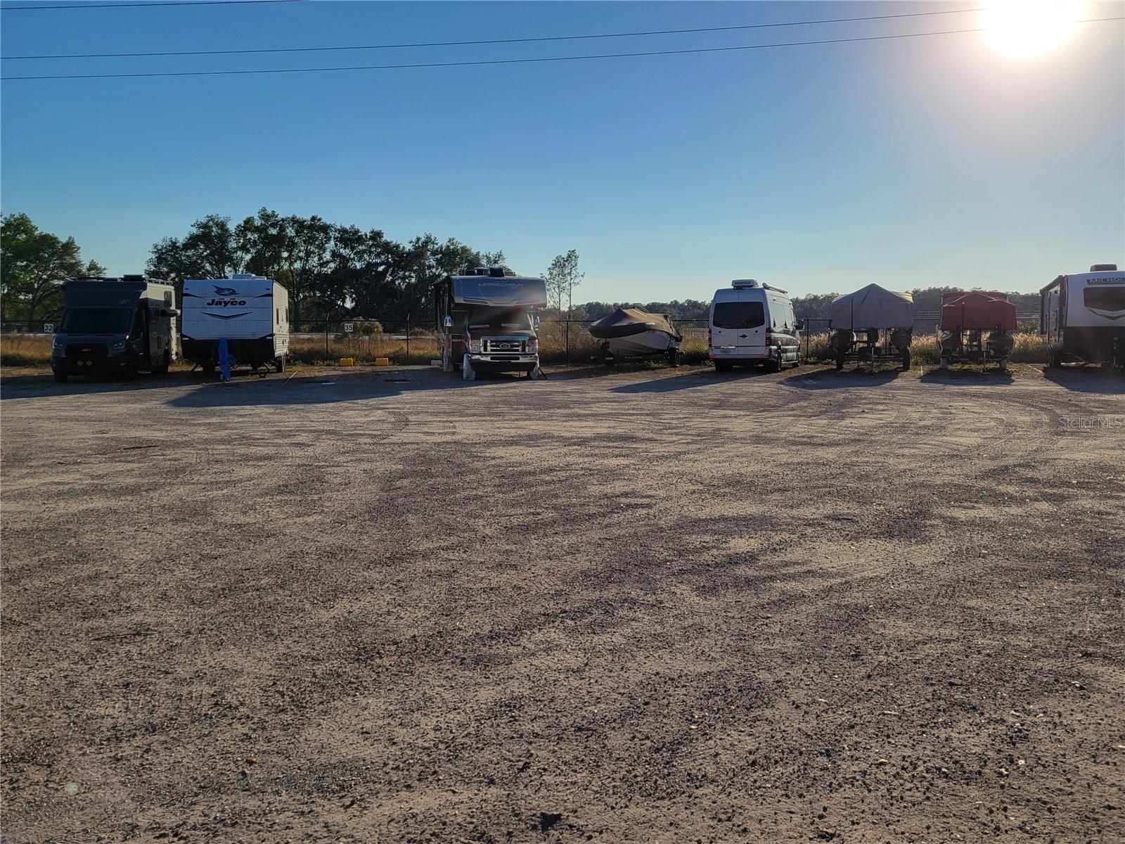 27343 ROANOKE DR, LEESBURG, FL, 34748