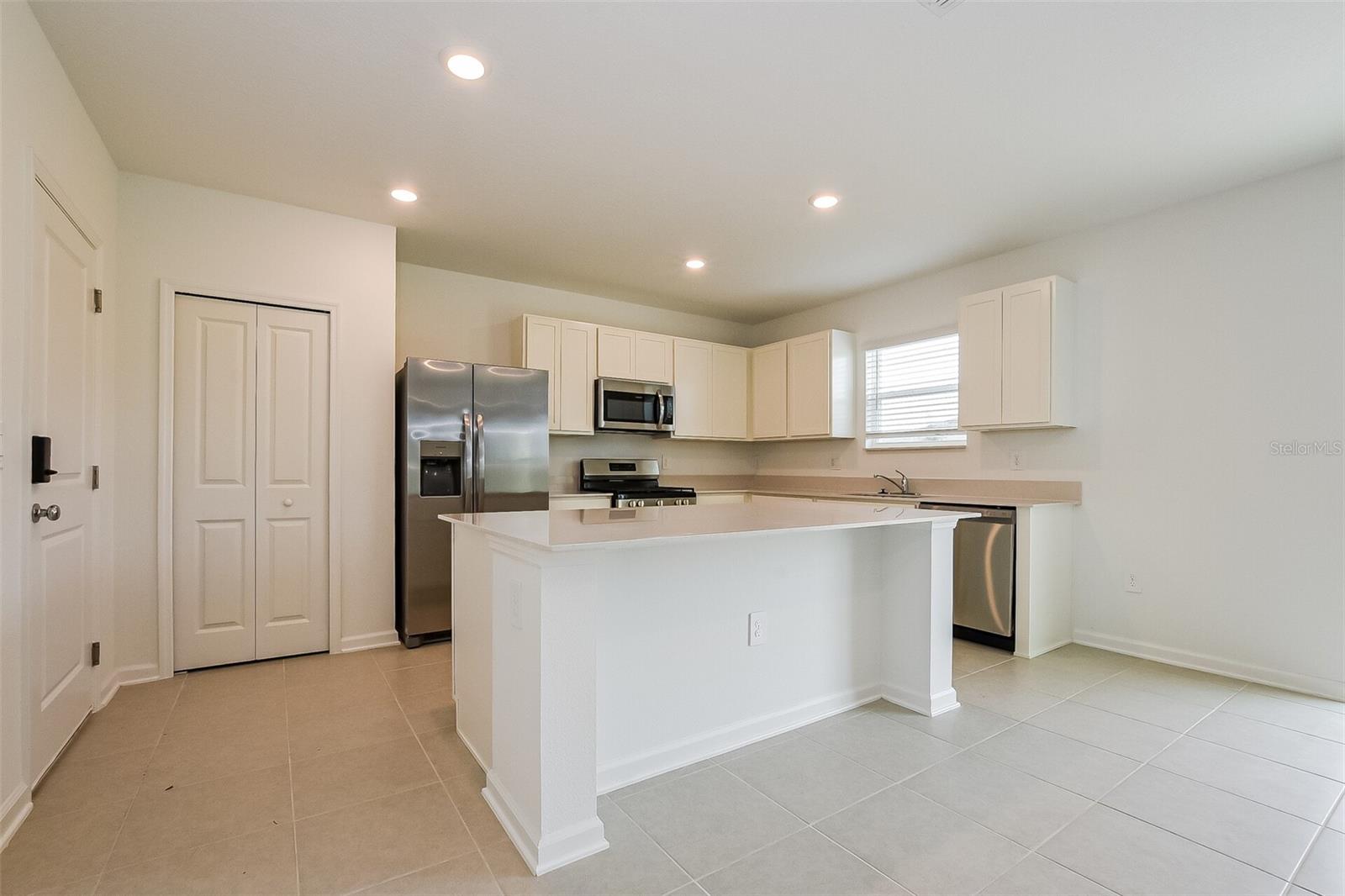 7621 GEMSTONE ST, GROVELAND, FL, 34736