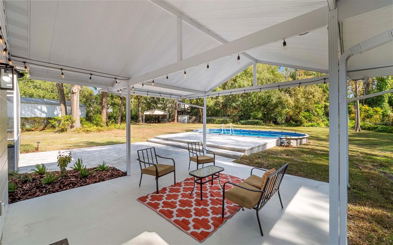 11201 HIDDEN VALLEY DR, TAMPA, FL, 33618