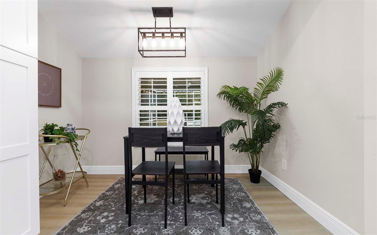 11201 HIDDEN VALLEY DR, TAMPA, FL, 33618