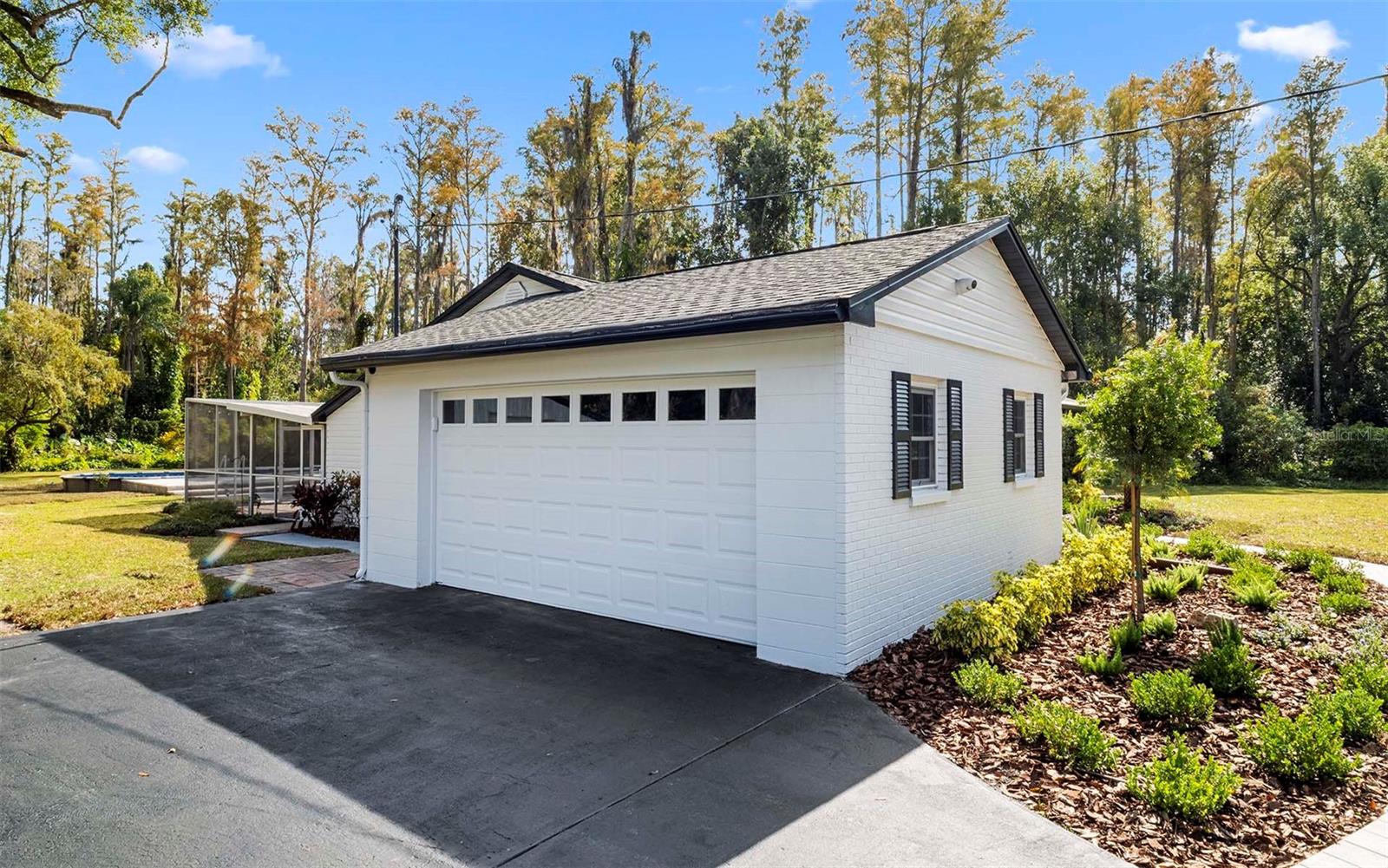 11201 HIDDEN VALLEY DR, TAMPA, FL, 33618