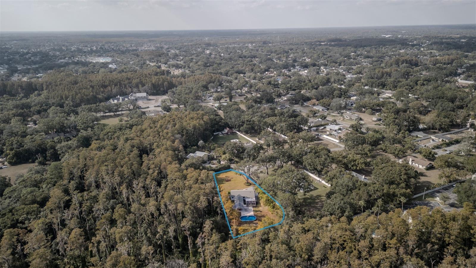 11201 HIDDEN VALLEY DR, TAMPA, FL, 33618