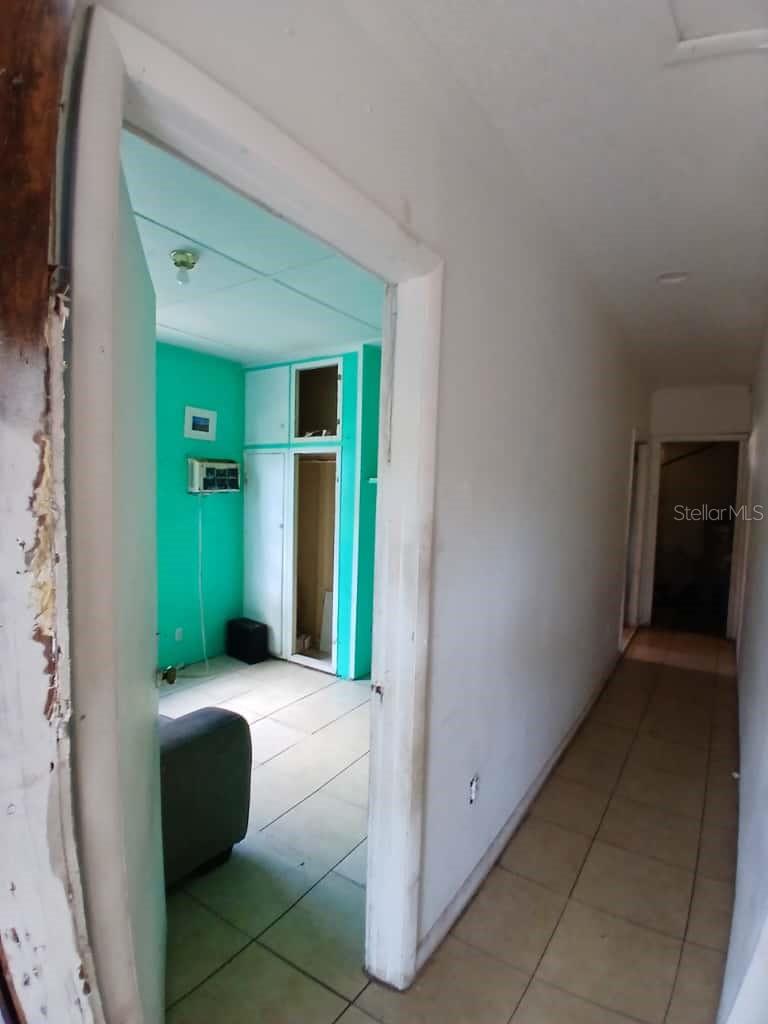 1705 W POWHATAN AVE, TAMPA, FL, 33603