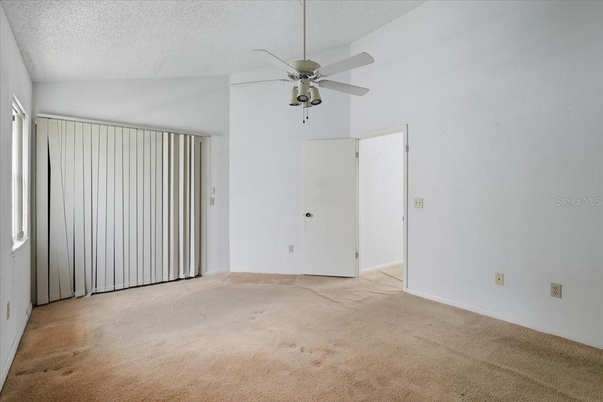 30 MEDFORD DR, PALM COAST, FL, 32137