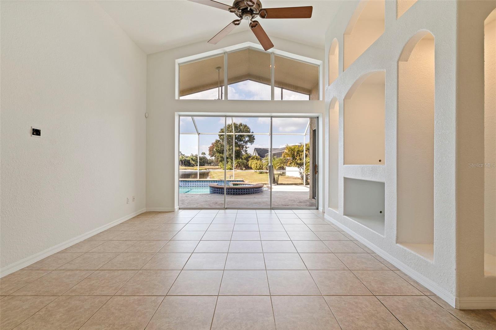 10738 BANFIELD DR, RIVERVIEW, FL, 33579