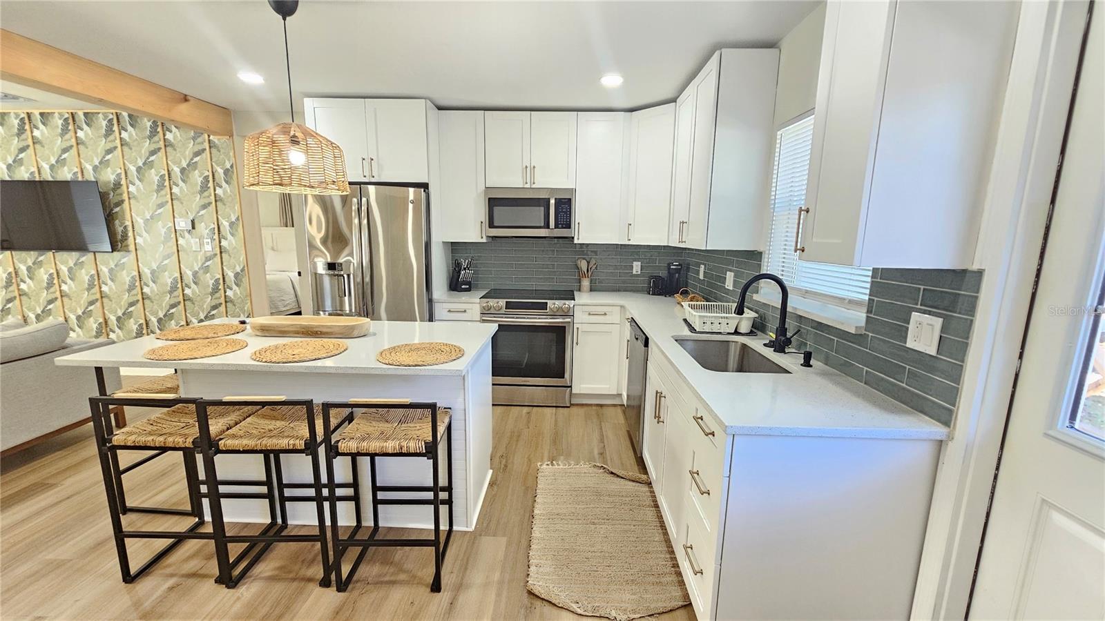 3011 W SPRUCE ST, TAMPA, FL, 33607