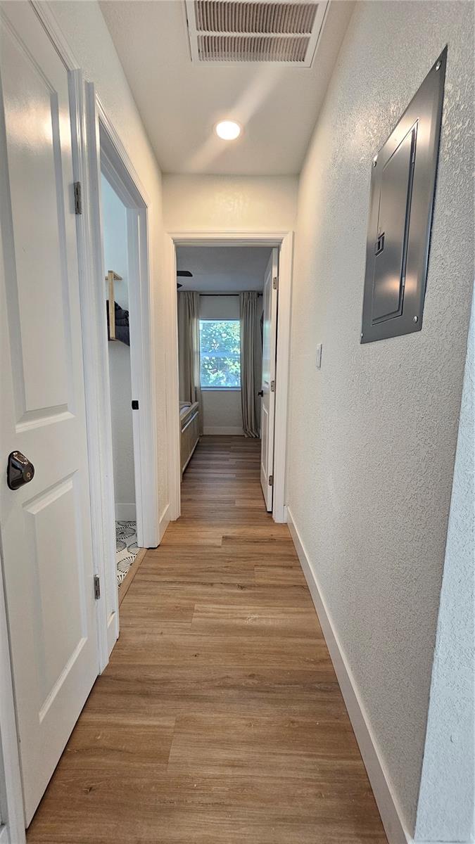 3011 W SPRUCE ST, TAMPA, FL, 33607