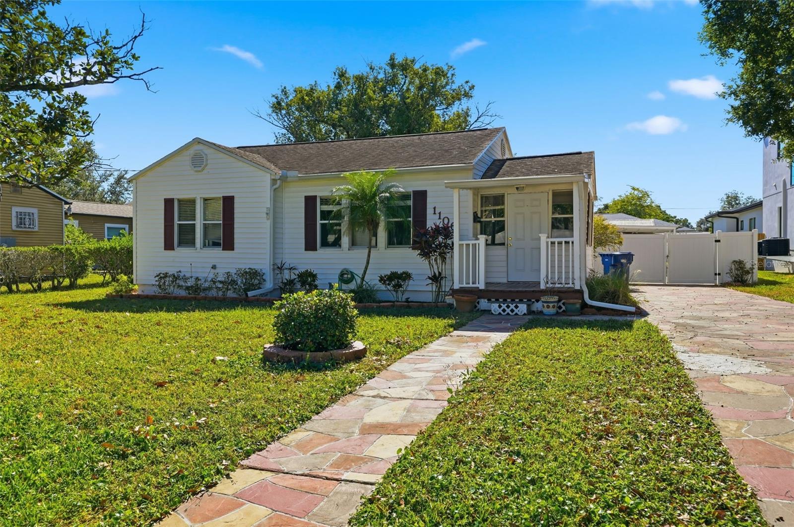 1106 W PENINSULAR ST, TAMPA, FL, 33603