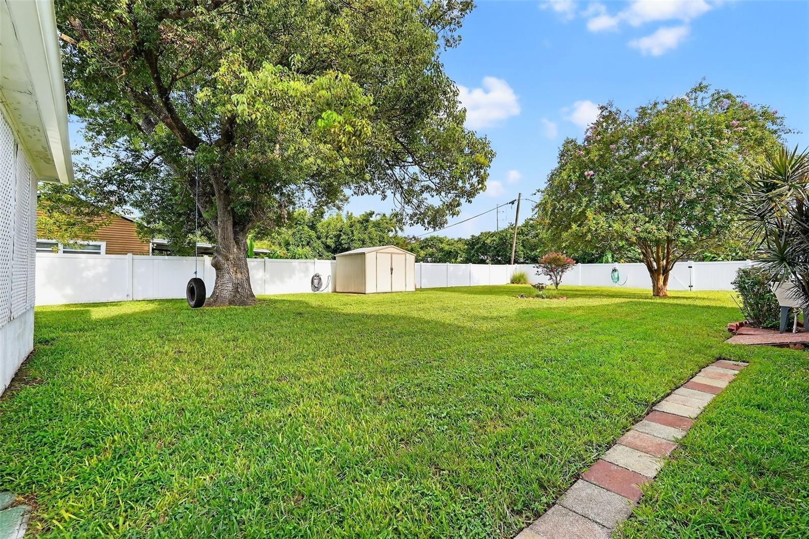 1106 W PENINSULAR ST, TAMPA, FL, 33603